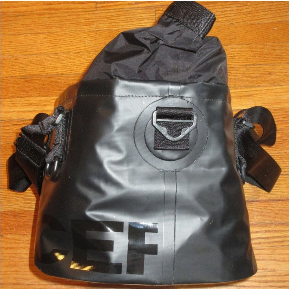 Camera Bag - Picture 6 of 12